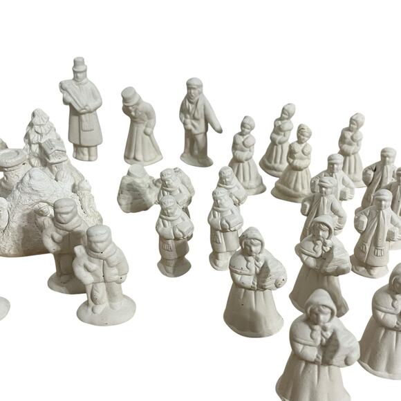 Vintage Bisque Clay Christmas Village Paintable Figurines Set Craft DIY - Picture 6 of 6